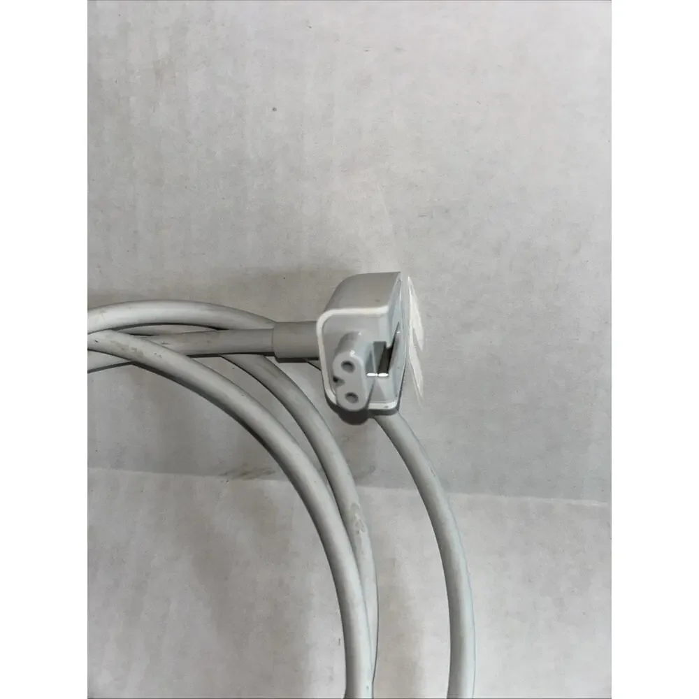 2 OEM Apple Macbook Charger Volex APC7H Power Cord Charging Extender Cable White